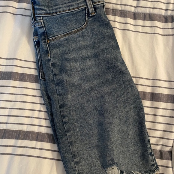 Old Navy Ballerina Jean Bermuda Shorts for Girls Size:14 - Picture 5 of 5